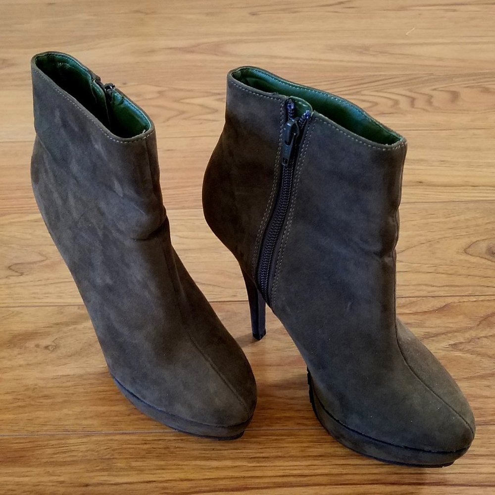 Steve Madden Booties